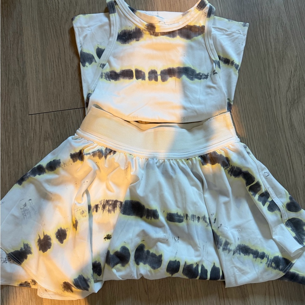 Tie-Dye Lululemon Skirt and Tank top